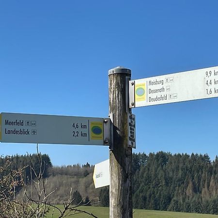 Pension Zur Quelle Deudesfeld Exterior foto